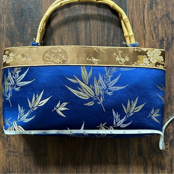 Bamboo Handbag - Picture 4 of 16